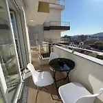 Apartamento Moon Center *