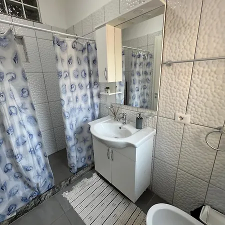 Moon Center Apartment