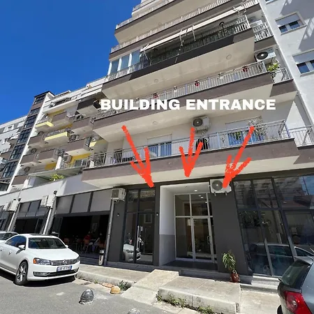 Moon Center Apartment