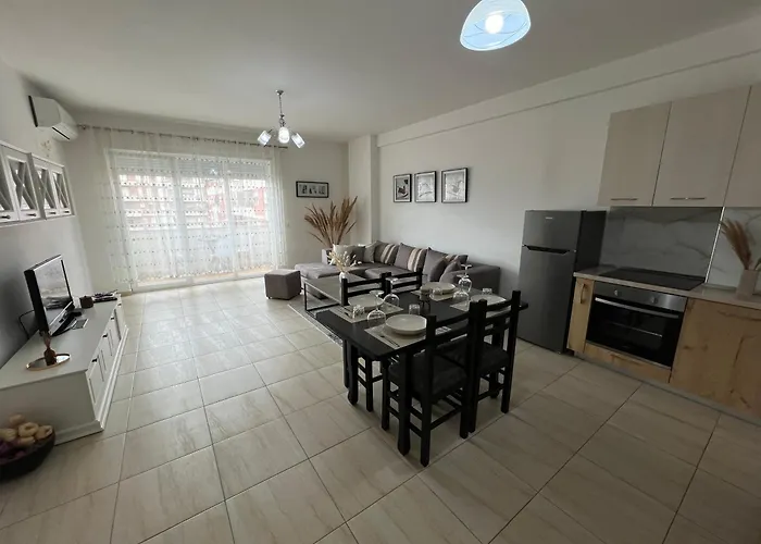 Moon Center Shkodër