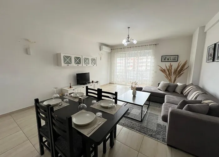 Moon Center Shkodër